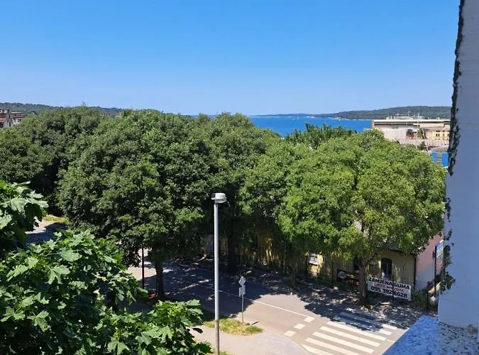 Art Διαμέρισμα